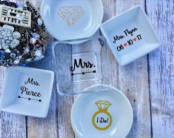 Engagement Ring Dish - Personalized Ring Dish - Custom Wedding Ring Dish - Ring Holder Dish - Bride Ring Dish - Engagement Ring Holder