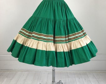 Vintage 50s Patio Squaw CIRCLE SKIRT green with metallic gold ric-rac pin-up rockabilly S M full square dance