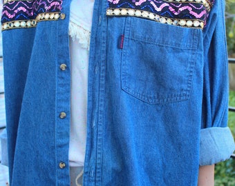 Chemise jeans broderies, strass ethnique