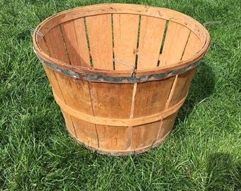 Vintage Bushel Basket, Farm Produce Basket, Rustic Wood Basket