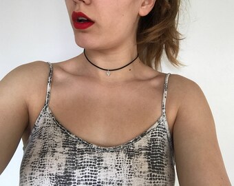 Mini Triangle Choker Necklace black/silver