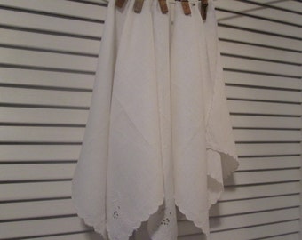 Five Vintage Embroidered Luncheon Napkins - Fine White Cotton Napkins
