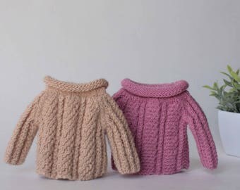 Blythe sweater, Pink blythe sweater, Blythe outfit, Blythe doll knitting, Blythe fashion, Wool outfit, blythe doll outfit, Beige sweater