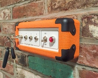 wall mounted amp key holder