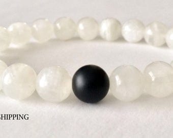 Moonstone Bracelet, Lokai Style Bracelet, Gemstone Bracelet, Beaded Bracelet, Bead Bracelet, Yoga Bracelet, Mala Beads, Mens, Men, Women's