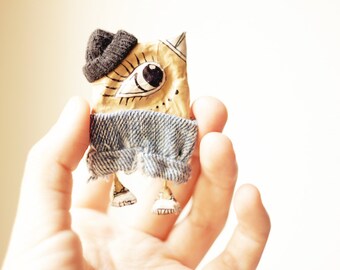 Bird brooch, Brooch bird, Animal brooch, Bird pin,Cool bird brooch, Paper mache brooch, Christmas gift