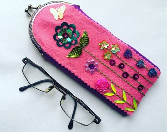 Girl's bling pink sparkly glasses case, personalised teenager's sunglasses case, kids spectacles cover pouch, birthday gift for girl friend