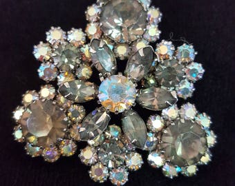 Vintage Rhinestone Brooch