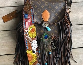 VINTAGE SWAG Fringed Boho Vintage Louis Vuitton Saint Cloud GM