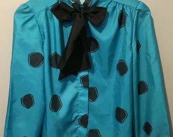 Vintage 1970s Tattoo by Re-Al-Ge Blue and Black Bow Blouse Size 7/8