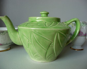 Vintage Art Deco Green Teapot Original Item from the 1920's 30's
