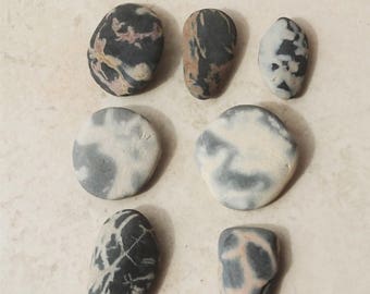 Beautiful Beach Stones, Patterned Beach Stones, Stones and Pebbles, Rocks and Minerals, Craft Supply, Stone Jewelry, Natural Jewellery