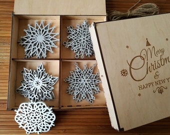 Wood Christmas Decoration, Snowflake Ornament, Christmas tree decorations, Wooden Snowflake, Christmas Gift, Christmas Ornament, Set of 8-20