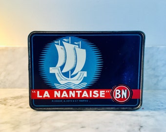 Very Rare Vintage French Tin