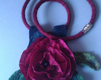 Nuno felted necklace Floral accessories Silk necklace Wool necklace Handmade flowers necklace Red&Black jewelry