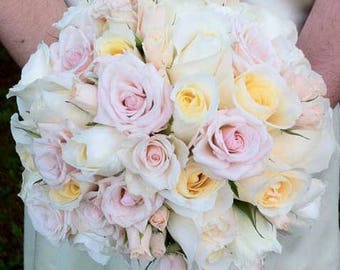 Bouquet and boutonnier set