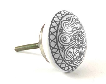 Round Mandala Design Knob , White & Grey Handpainted Cabinet Knob, Decorative Round Ceramic Knob, Cabinet Hardware, Modern Furniture Knob