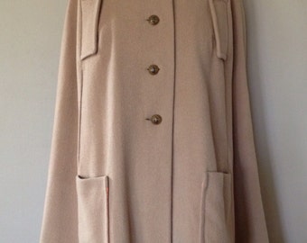 Vintage 60s Camel Cape with Collar and Pockets 100% Wool