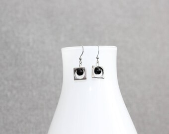 boucles d'oreilles argent, bijoux mode, noires, pearl earring,mode jewelry, earrings,gift, bal, perle, silver, round, cercle