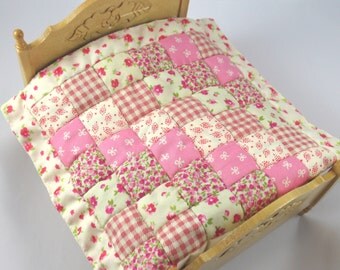 Dollhouse Miniature Patchwork Quilt in 12th Scale - Pink Squares