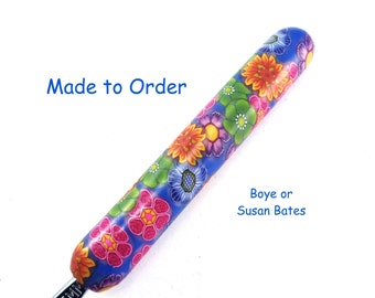 Crochet Hook, Susan Bates or Boye Polymer Clay Covered Crochet hook, Flower Design
