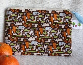 Zippered Reusable Snack Sack, Half Size - 7.5" x 5"- EcoFriendly, Machine Washable, Jungle Animal motif