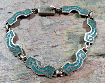Vintage Turquoise Mid Century Taxco Bracelet Chip Inlay Sterling Silver Chain Link Bracelet 8 inch Interesting Appealing Design Wearable Art