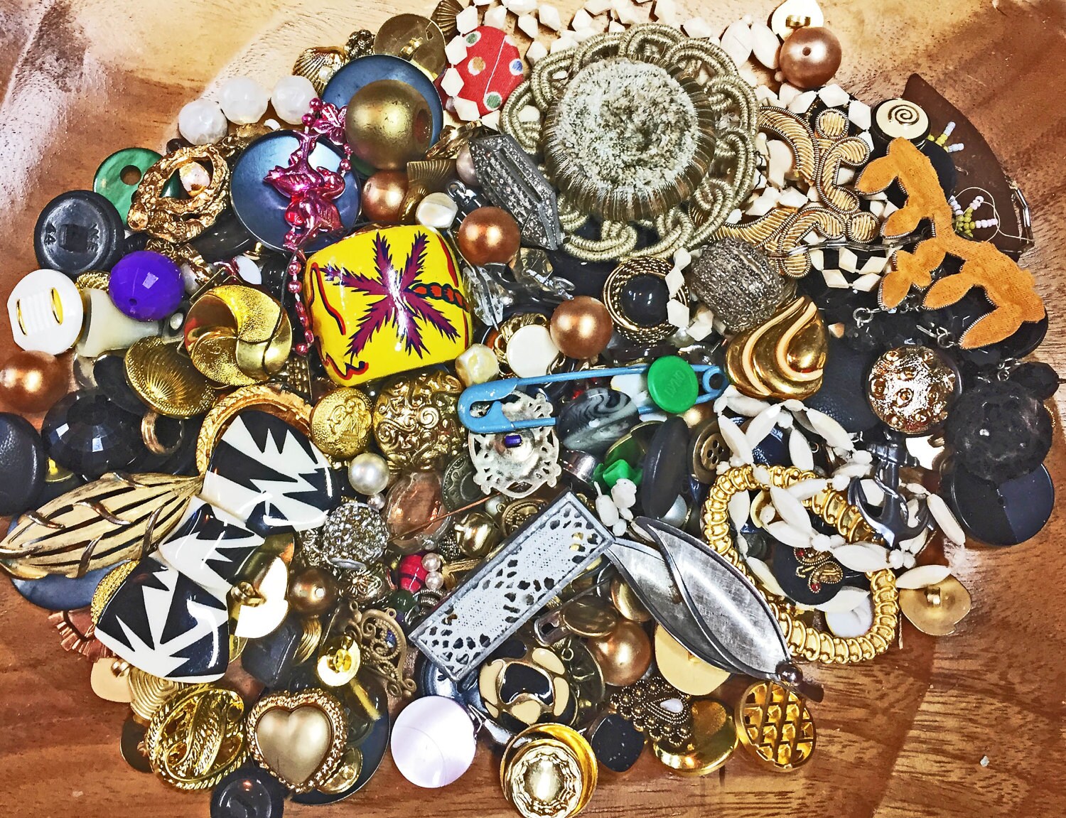 Destash Jewelry Bead Button Lots of Vintage Jewelry Mixed Media