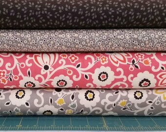 Cotton Quilt Fabric Bundle Fat Quarter Half Yard Fabric by the Yard