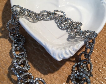 Glitzy Rhinestone Crystal link necklace