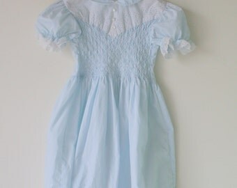 1960s POLLY FINDERS Blue Dress...size 6 girls..kids. children. girls. designer vintage. lace. floral. dainty. peasant. classic. hand smocked