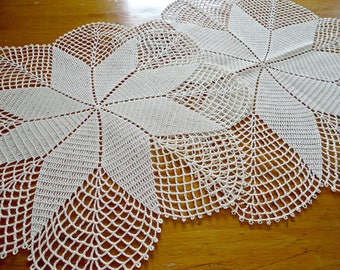 2 Crocheted Doilies Crocheted Doily Ecru Vintage Doilys Doilies Lot F19