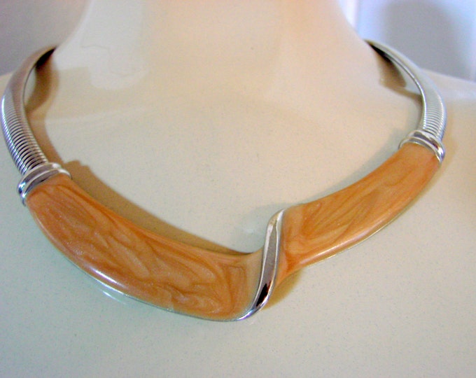 1980s Modernist Tan Variegated Enamel Silver Tone Necklace Vintage Jewelry Jewellery