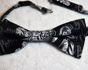 adjustable bow tie made from Harry Potter Gyffindor Black and White cotton fabric