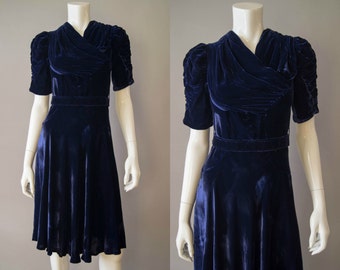 vintage 1940s dress / 40s blue velvet dress / xs / Night Sky Dress