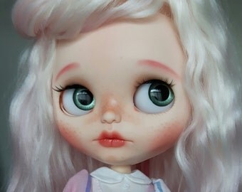 Custom Blythe OOAK art doll 'Marshmallow'