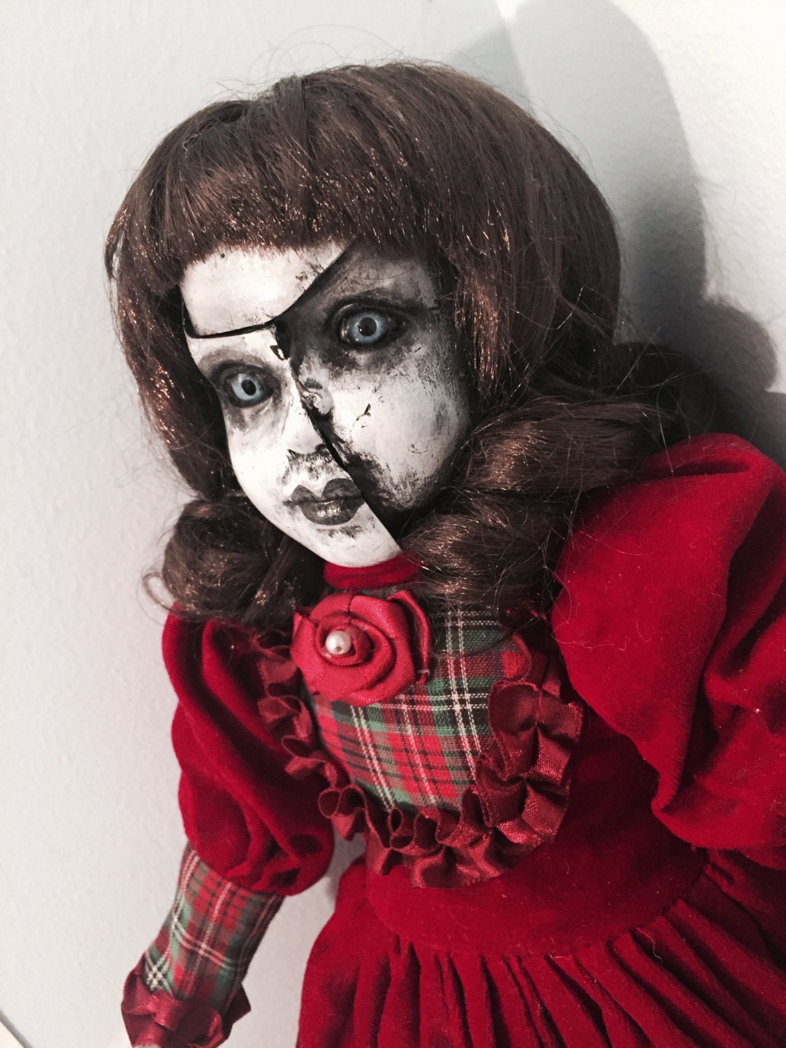 creepy asian doll