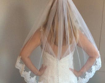 Bridal veil with comb, white veil, ivory veil, lace veil