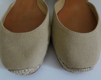 Louboutin tan espadrille- sz 6