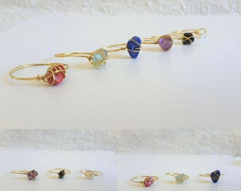 Chip gold wire wrap ring (Stone, Coral, Shell, Black, Blue, Red, White, Purple, Green) Cute, Hippie, Minimalist, Tribal, Feminine, Monotone