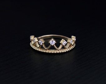 Princess crown ring, Delicate crown ring, Crown ring gold, Dainty ring, Tiara ring, Women crown ring, Beautiful crown ring, Gift for her