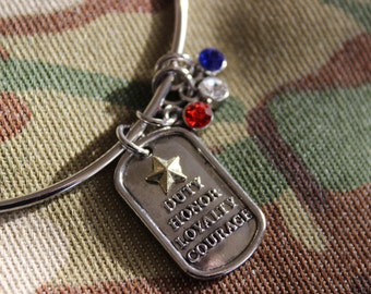 Mini Dog Tag Bangle Bracelet Jewelry "Duty, Honor..." Personalized Birthstone Dangle Charms Patriot Veteran United States Military Baggage