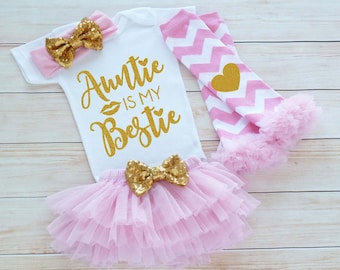 Auntie's Girl, Baby Girl Outfit, Auntie Is My Bestie, Baby Girl Coming Home Bodysuit, Coming Home Baby Girl, Baby Shower Gift, Infant Shirt