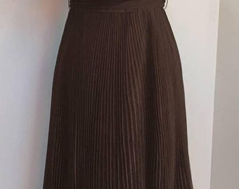 1970s Miss Elliette Vintage Brown Pleated Chiffon Dress (10064CL)