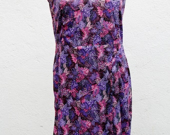 Vintage dress / 70s with lilac pink nature pattern
