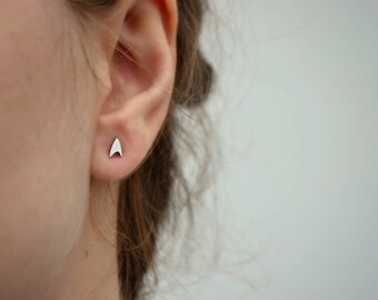Tiny Star Trek Earrings, 925 Sterling Silver Star Trek Insignia Emblem Jewelry, Sci-fi Space Jewelry, Children Geek Jewelry
