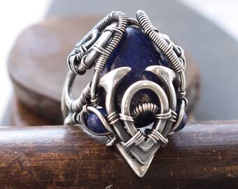 Lapis lazuli ring // Blue stone ring // Silver ring with lapis lazuli // Silver wire wrap blue ring // blue lapis ring // blue lazuli ring