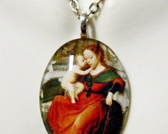 Madonna and Child pendant with chain - GP04-229