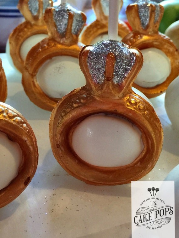 Items similar to Engagement ring cake pops on Etsy