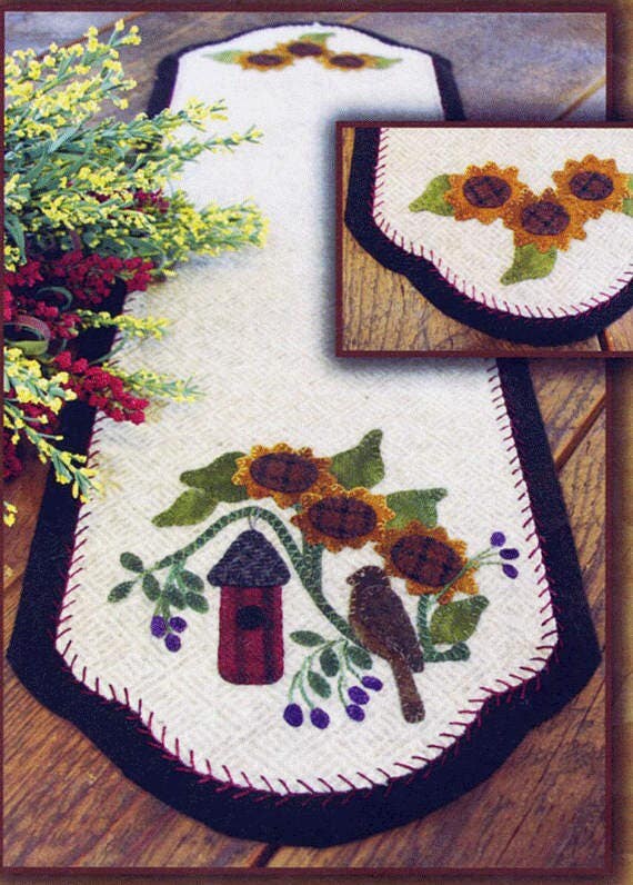 Spring Bird Wool Applique Table Runner Pattern PRI 466 No